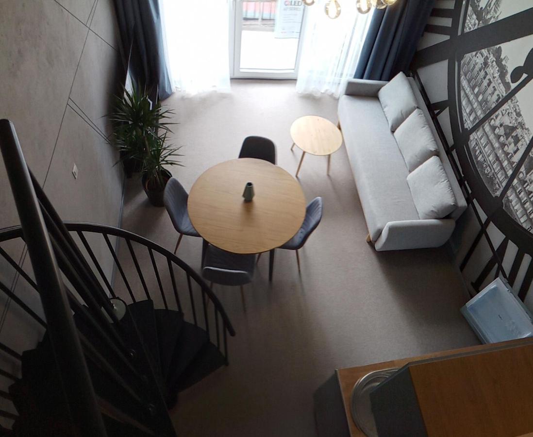 Wroclove Airport Loft Βρότσλαβ Εξωτερικό φωτογραφία